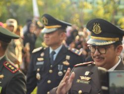 Gantengnya Kajari David dalam Parade Nusantara